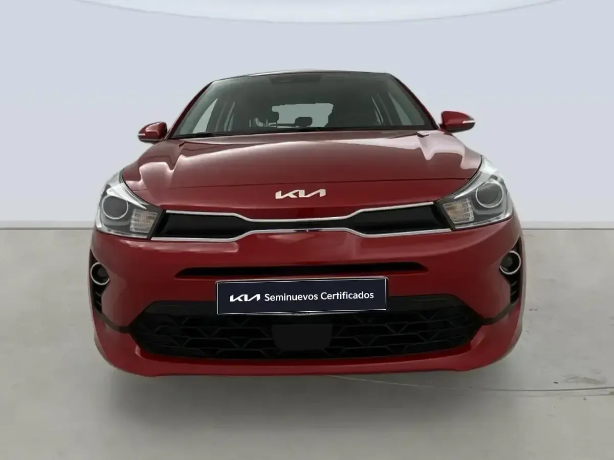 Usado Kia Rio 84 CV (61 kW) 2022 Rojo