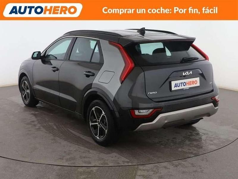 Usado Kia Niro 141 CV (103 kW) 2022 Gris SUV