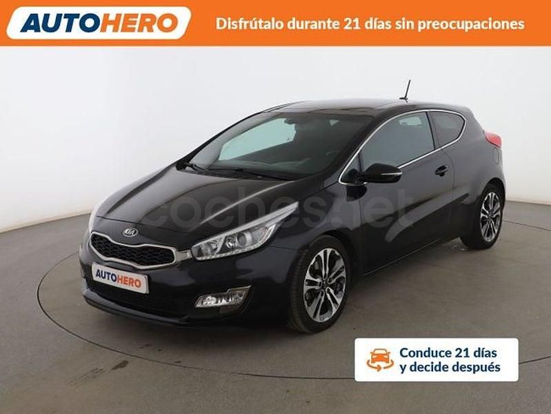 Negro Usado 2013 Kia Ceed GT Berlina | 9099 € (Buen precio) - Imagen 1/3