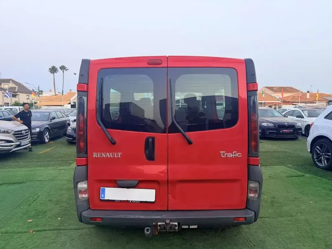 Usado Renault Trafic 80 CV (58 kW) 2003 Monovolumen