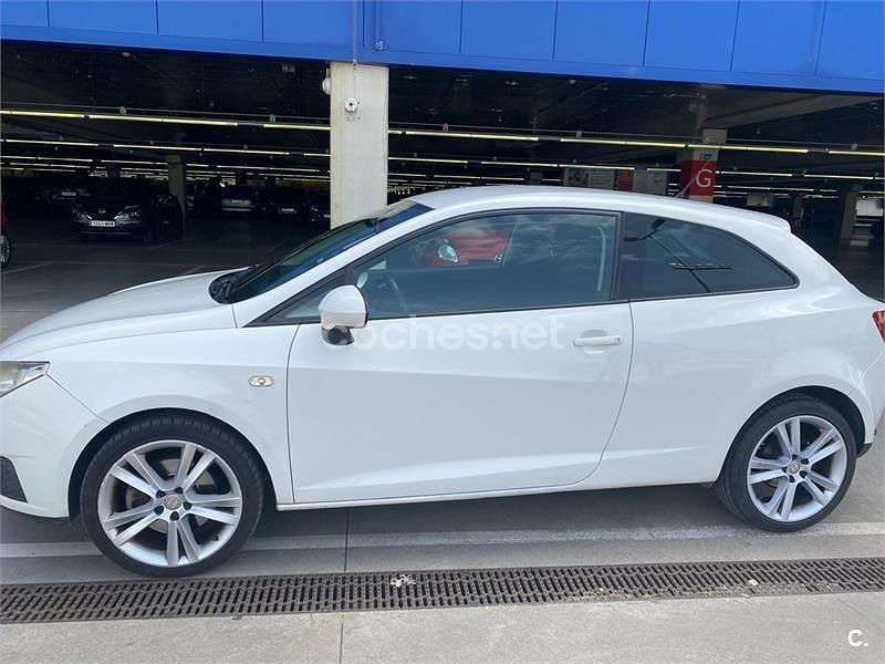 Usado Seat Ibiza SC Sport 105 CV (77 kW) 2009 Blanco Utilitario