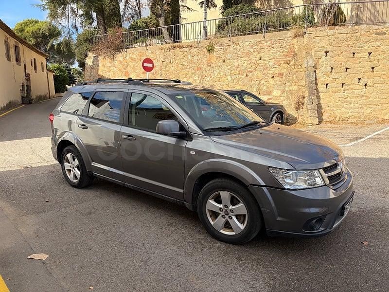 Usado Fiat Freemont Urban 170 CV (125 kW) 2012 Gris / plata SUV