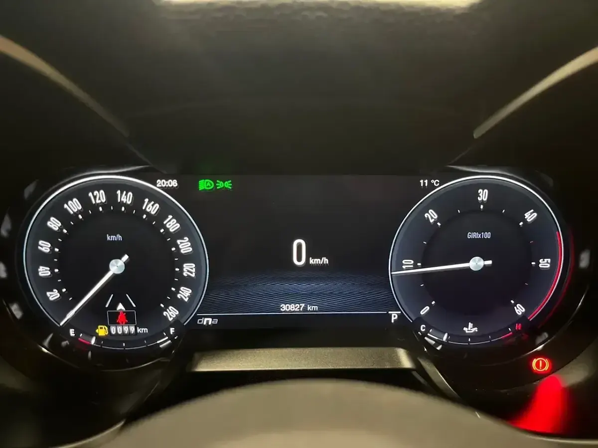 Usado Alfa Romeo Stelvio Super 160 CV (117 kW) 2023 Negro SUV