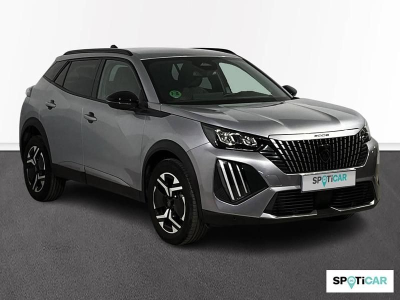 Usado Peugeot 2008 Allure 100 CV (73 kW) 2025 Gris SUV