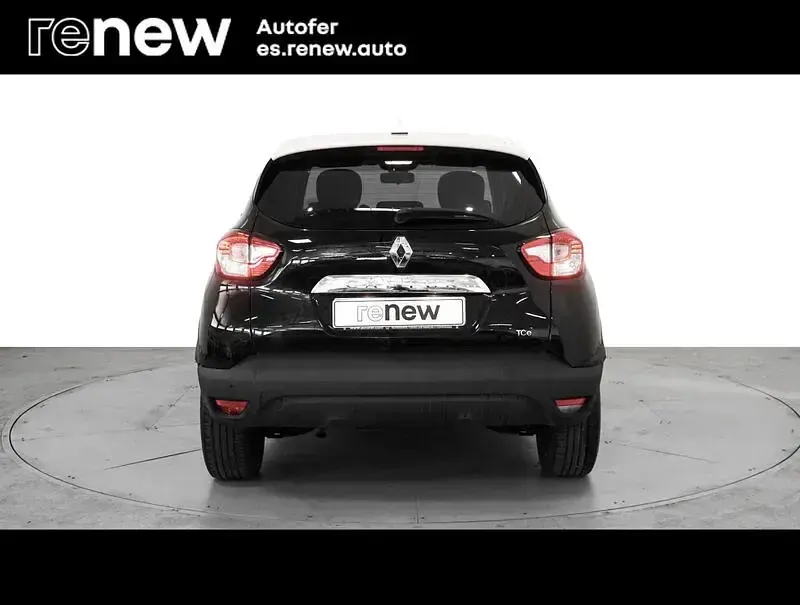 Usado Renault Captur Zen 90 CV (66 kW) 2017 Negro techo blanco SUV