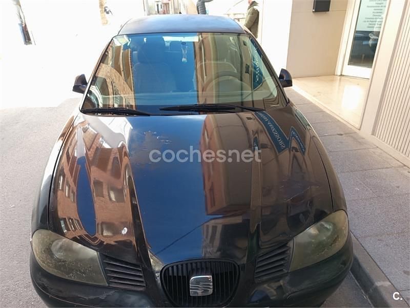 Usado Seat Ibiza 75 CV (55 kW) 2003 Negro Utilitario