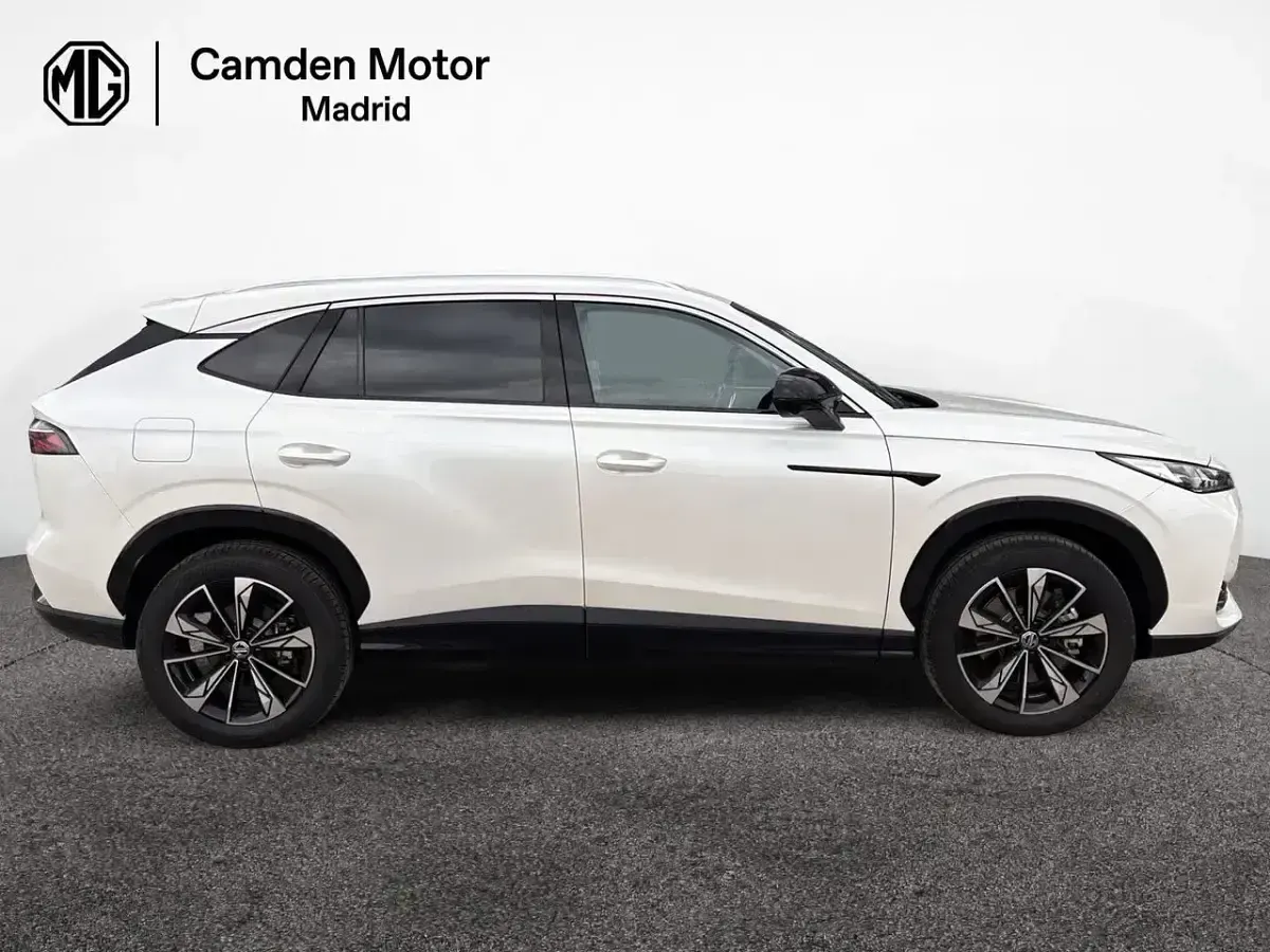 Nuevo MG HS Luxury 224 CV (164 kW) 2025 Blanco SUV