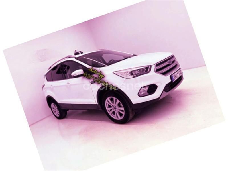 Usado Ford Kuga Trend 150 CV (110 kW) 2019 Blanco SUV