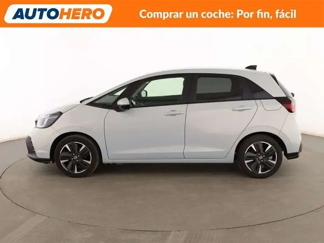 Usado Honda Jazz Advance 122 CV (89 kW) 2024 Plateado Utilitario