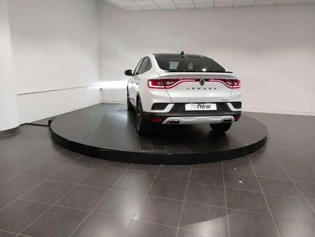 Usado Renault Arkana R.S. 94 CV (69 kW) 2022 Blanco SUV
