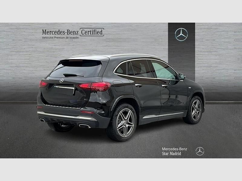 Usado Mercedes GLA250 AMG line 218 CV (160 kW) 2025 Negro SUV