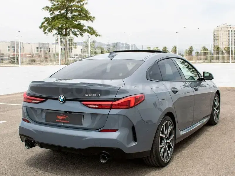 Usado BMW 220 Gran Coupé Shadowline 190 CV (139 kW) 2022 Gris / plata Coupe