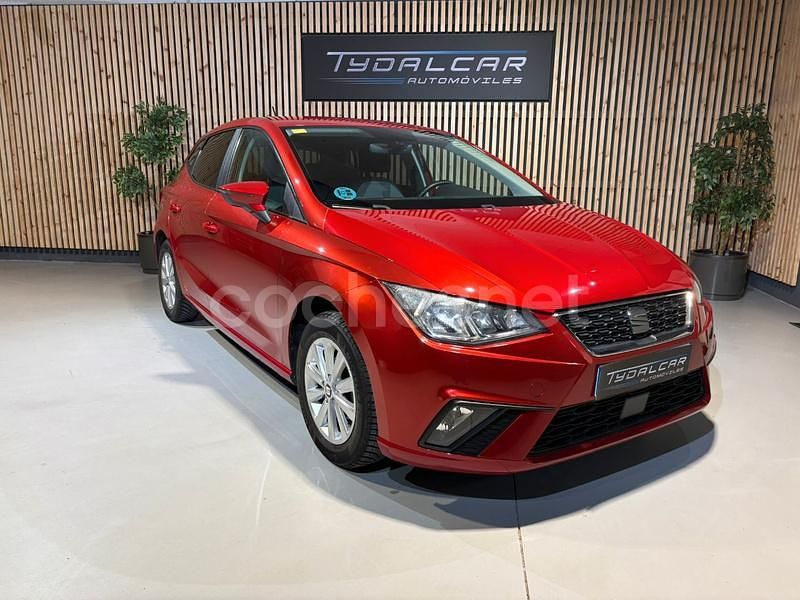 Usado Seat Ibiza Style 80 CV (58 kW) 2018 Rojo Berlina