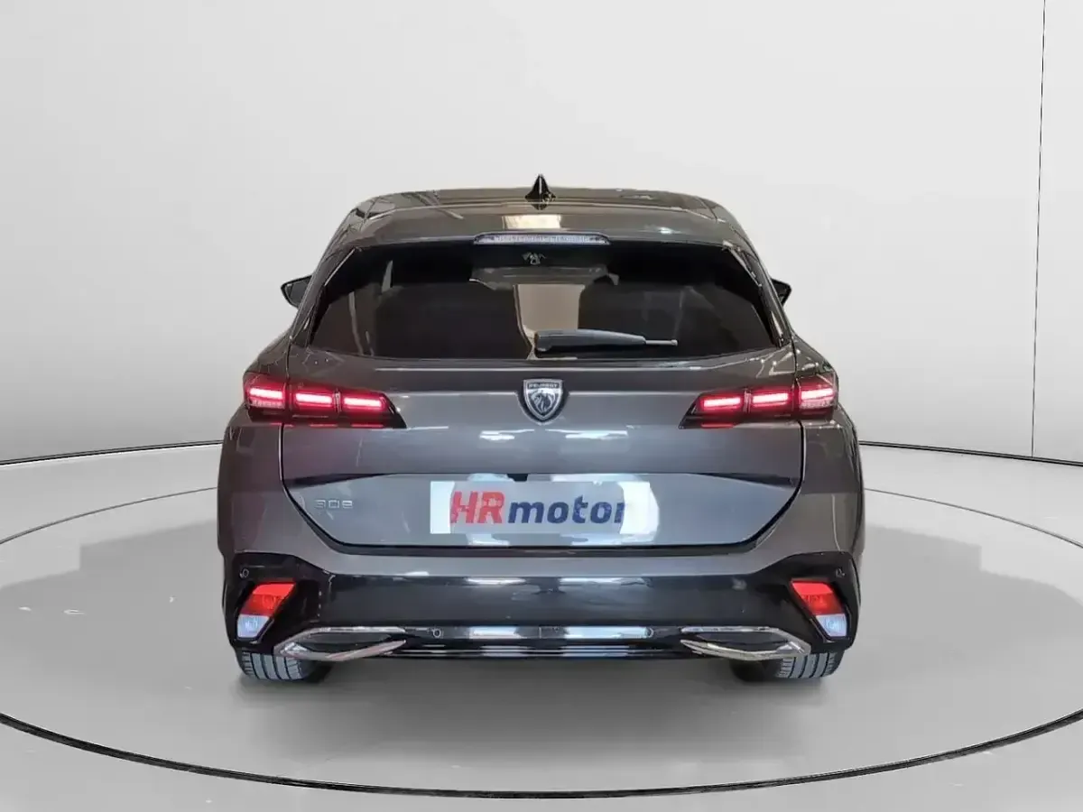 Usado Peugeot 308 Allure 130 CV (95 kW) 2023 Gris Familiar