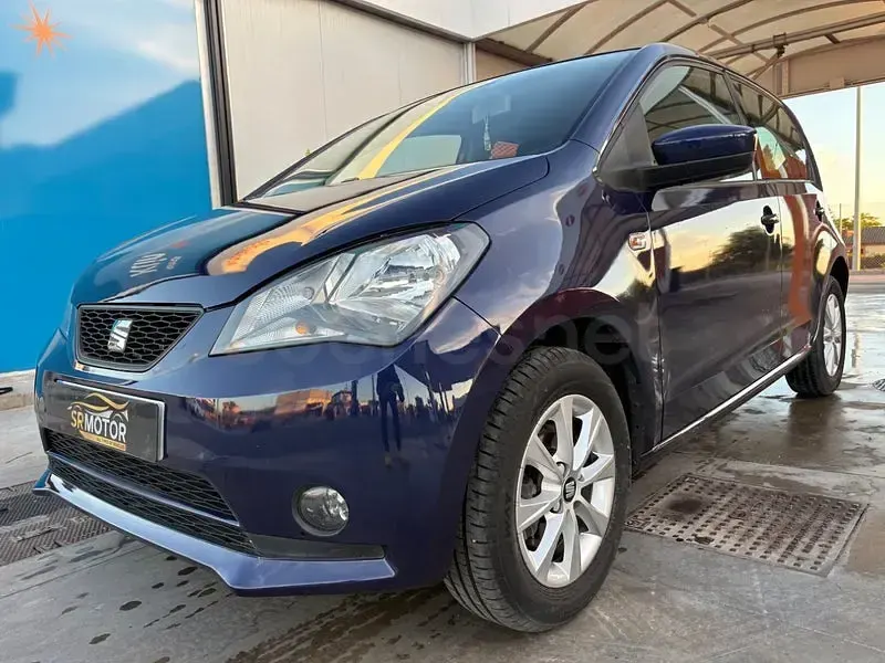 Usado Seat Mii Style 75 CV (55 kW) 2019 Azul Utilitario