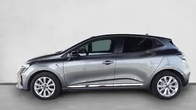 Usado Renault Clio Evolution 100 CV (73 kW) 2025 Gris Utilitario