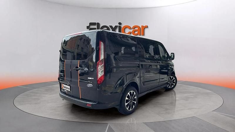 Begagnad Ford Transit Custom Sport 185 HK (136 kW) 2020 Svart Sedan