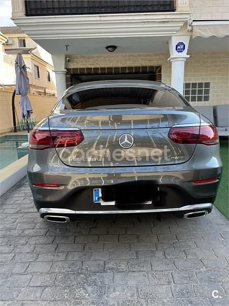 Usado Mercedes GLC220 194 CV (142 kW) 2020 Gris / plata Coupe