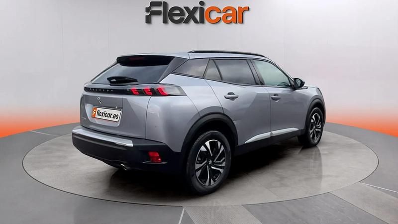 Usado Peugeot 2008 Allure 131 CV (96 kW) 2021 Gris SUV