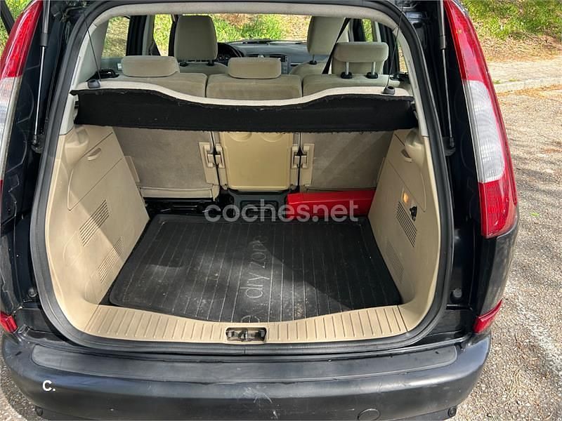 Usado Ford C-MAX Ghia 115 CV (84 kW) 2007 Negro Monovolumen