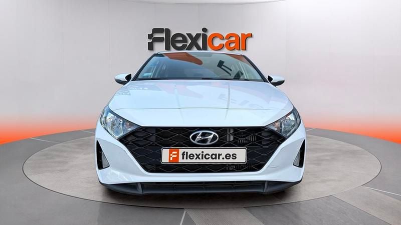 Usado Hyundai i20 101 CV (74 kW) 2022 Blanco Utilitario