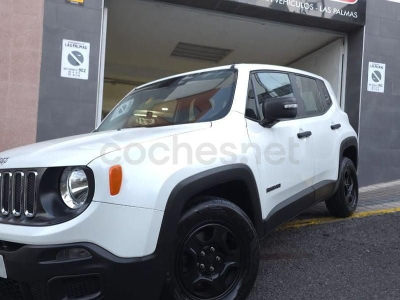Usado Jeep Renegade Limited 170 CV (125 kW) 2017 Blanco SUV