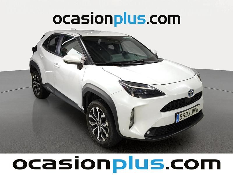 Usado Toyota Yaris Cross Active 116 CV (85 kW) 2024 Blanco SUV