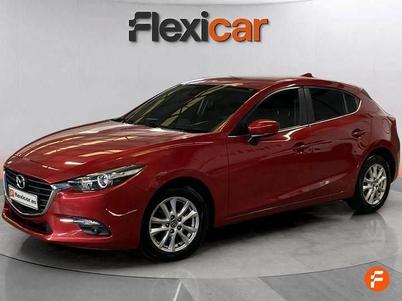 Usado Mazda 3 Style 120 CV (88 kW) 2017 Rojo Utilitario