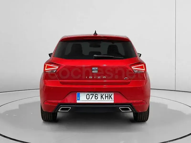 Usado Seat Ibiza FR 115 CV (84 kW) 2018 Rojo Utilitario