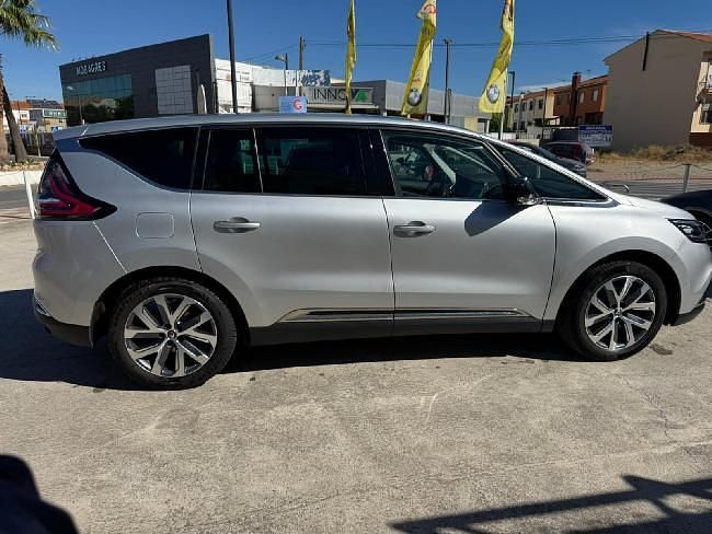 Usado Renault Espace Intens 160 CV (117 kW) 2018 Gris Monovolumen