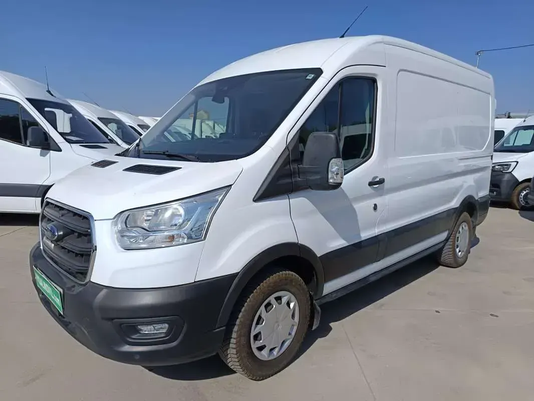Usado Ford Transit 131 CV (96 kW) 2021 Blanco Van