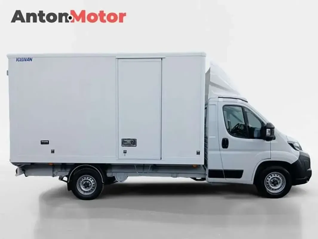 Usado Opel Movano 2024 Blanco Van