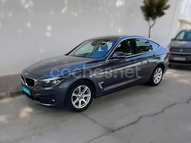 Usado BMW 318 150 CV (110 kW) 2020 Gris / plata Berlina