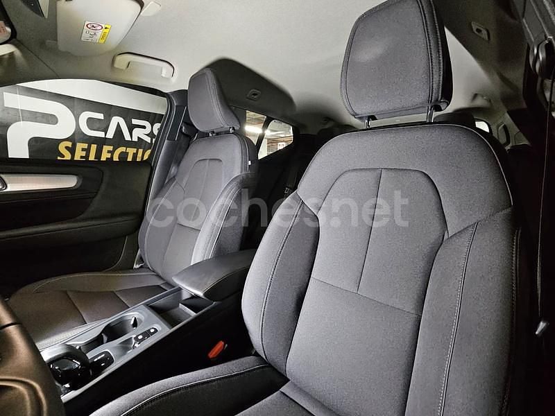 Usado Volvo XC40 Plus 262 CV (192 kW) 2021 Rojo SUV