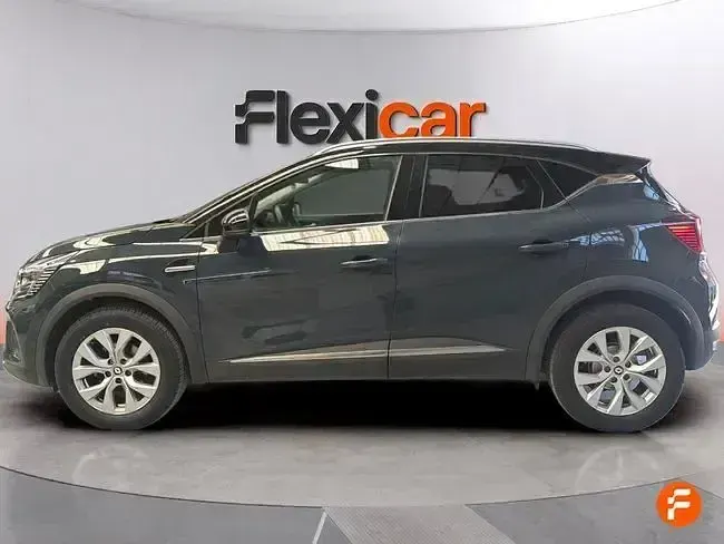 Usado Renault Captur Equilibre 90 CV (66 kW) 2022 Gris SUV