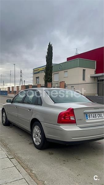Usado Volvo S80 140 CV (102 kW) 2003 Beige Berlina