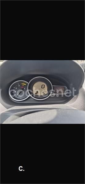 Usado Renault Mégane GrandTour Dynamique 110 CV (80 kW) 2012 Gris / plata Familiar