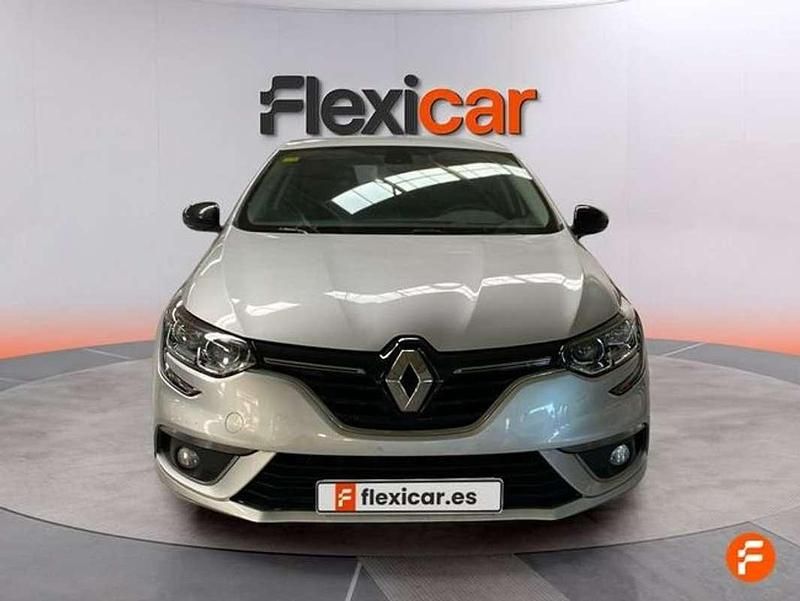 Usado Renault Mégane IV LIMITED 101 CV (74 kW) 2018 Gris Utilitario