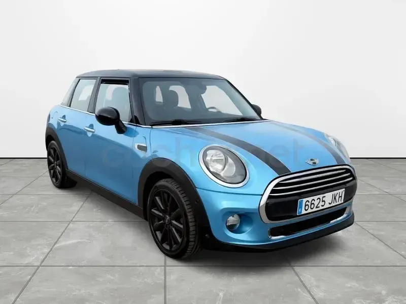 Usado Mini Cooper 136 CV (100 kW) 2016 Azul Utilitario