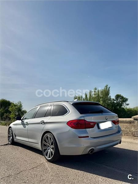 Usado BMW 520 Comfort Edition 190 CV (139 kW) 2017 Gris / plata Familiar