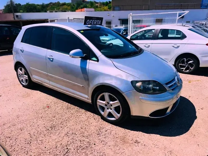 Usado VW Golf Plus Cross Sportline 105 CV (77 kW) 2006 Gris / plata Monovolumen