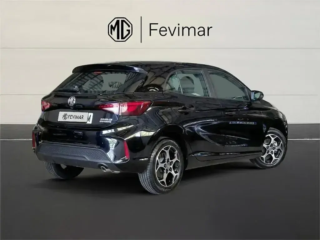 Usado MG MG3 Comfort 195 CV (143 kW) 2024 Negro Utilitario