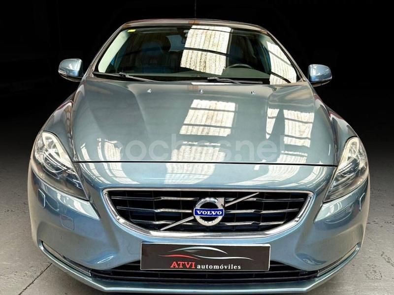 Usado Volvo V40 Momentum 120 CV (88 kW) 2012 Azul Familiar