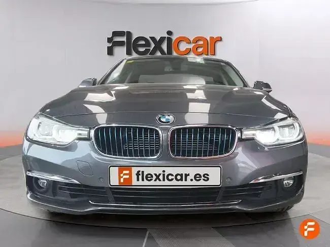 Usado BMW 330e 252 CV (185 kW) 2018 Gris Berlina