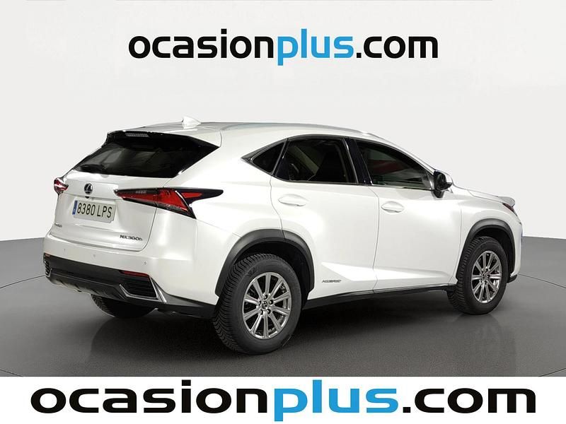 Usado Lexus NX300h Business Edition 197 CV (144 kW) 2021 Blanco SUV
