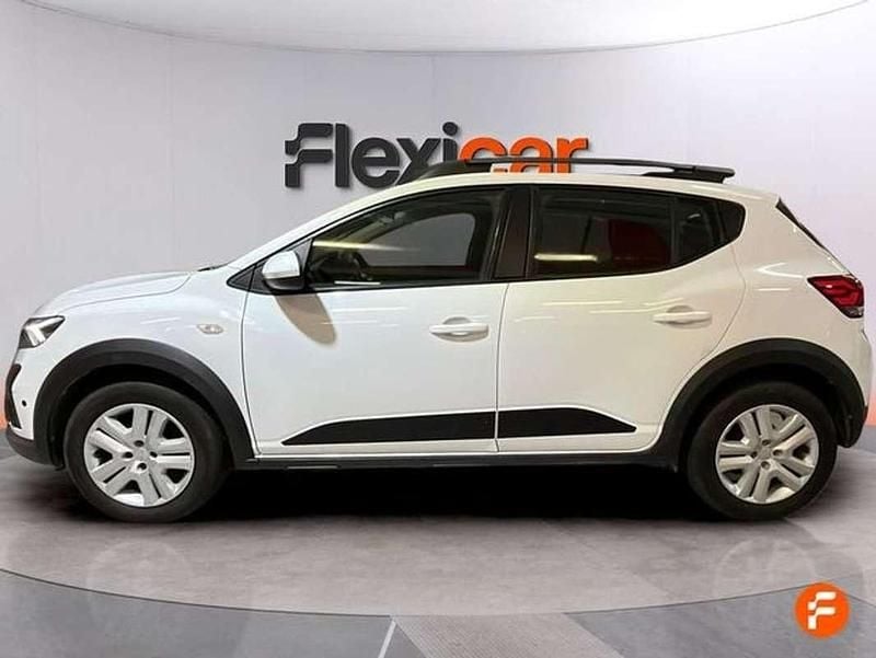Usado Dacia Sandero Expression 91 CV (66 kW) 2024 Blanco Utilitario