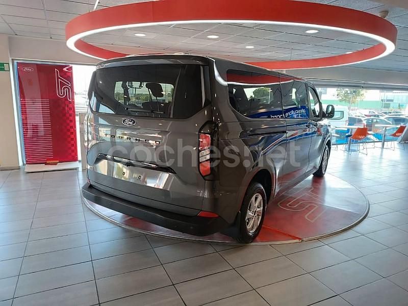 Nuevo Ford Tourneo Custom Titanium 150 CV (110 kW) 2025 Gris / plata Van