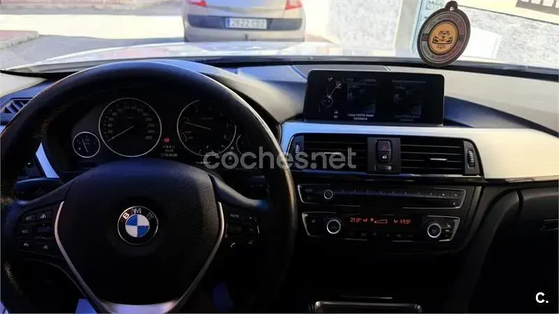 Usado BMW 320 Sport Line 190 CV (139 kW) 2017 Blanco Berlina