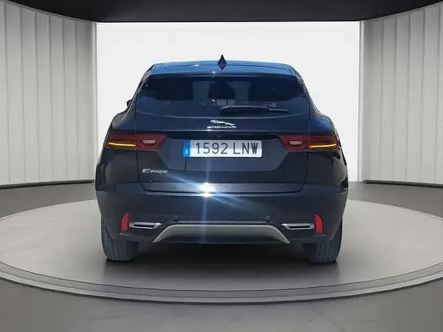 Usado Jaguar E-Pace 163 CV (119 kW) 2021 Negro SUV