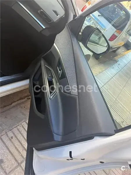 Usado Peugeot 3008 GT 180 CV (132 kW) 2018 Blanco SUV